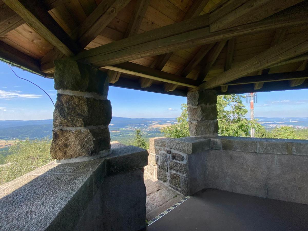 Ferienwohnung Oxana Im Naturpark Fichtelgebirge Schonwald  外观 照片